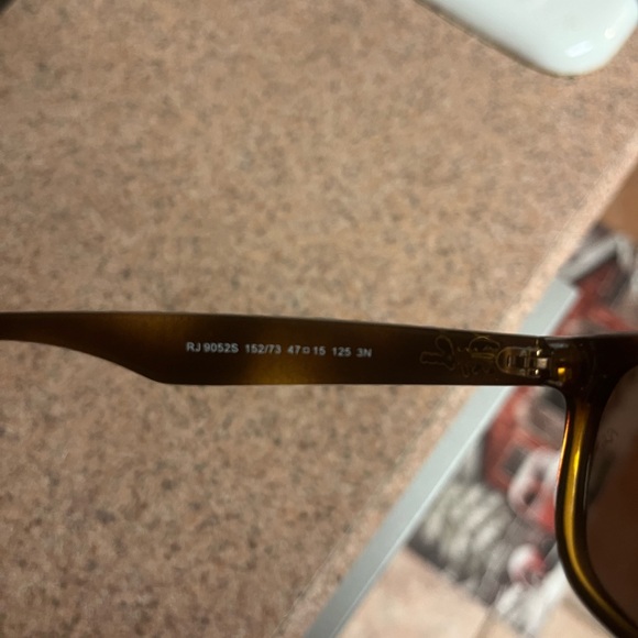 Ray Ban Jr - Picture 4 of 5